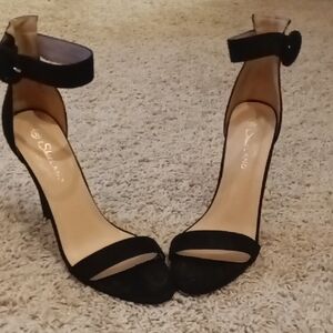 Elegant Black Heels with Ankle Strap